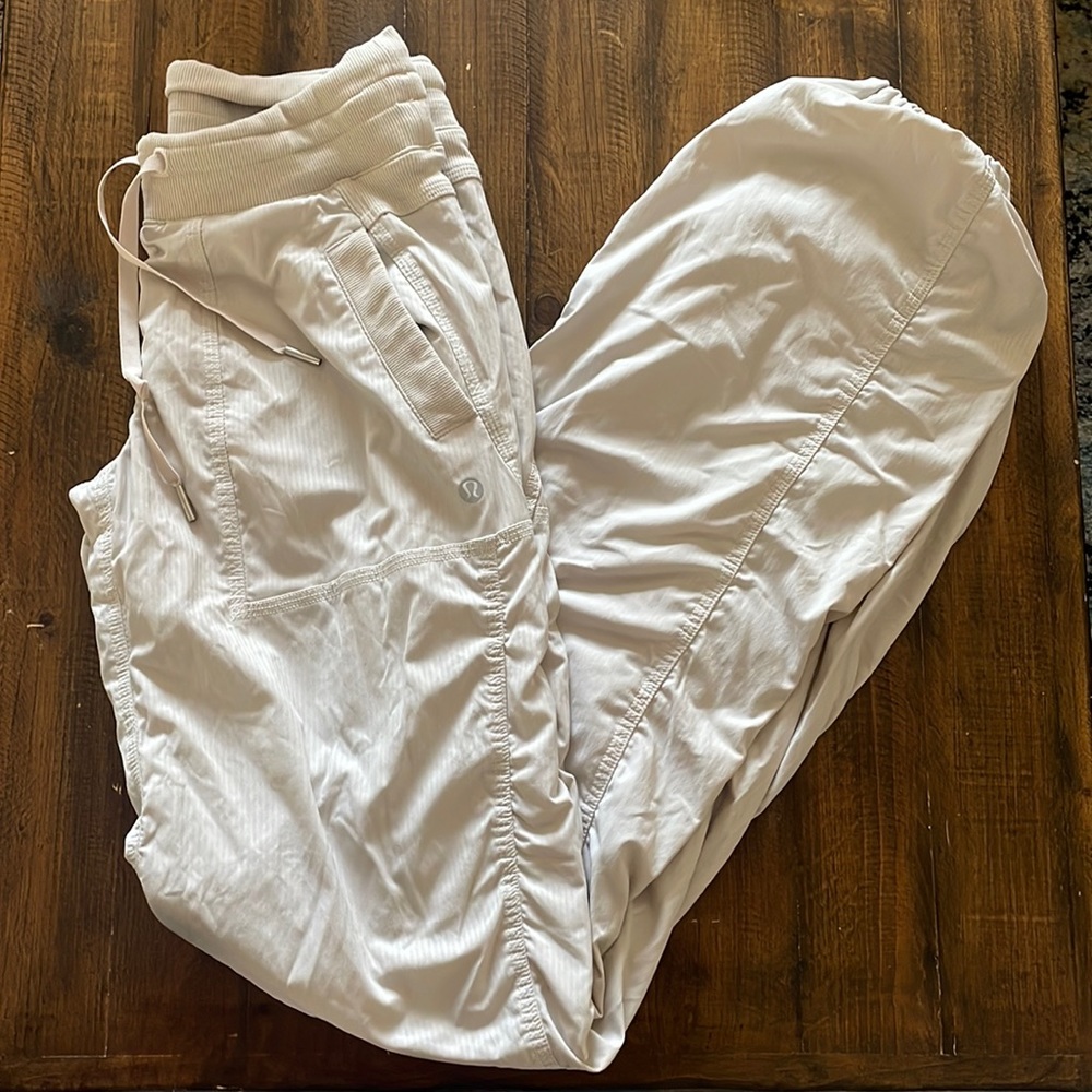 Lululemon lined joggers